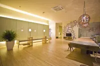 M+ Boutique Hotel