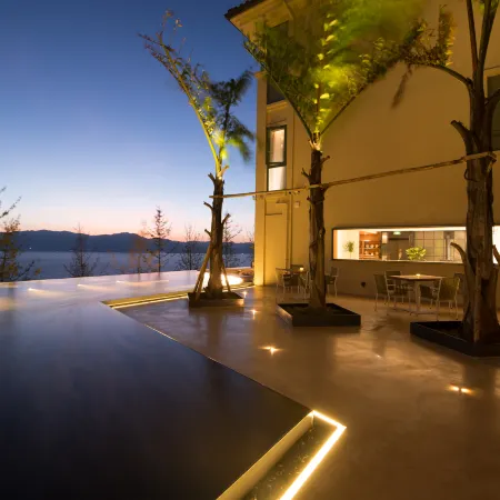 Inward Life Hotel