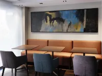 HG City Suites Barcelona Hotels near إف جي سي - بلاسا مولينا