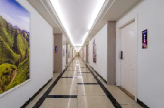 โรงแรมเฟิงหลินไนท์