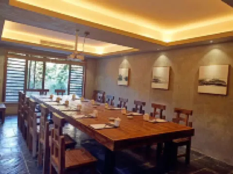 Baizhang Fengqing Villa