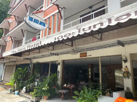 โรงแรมเดอะ ไนซ์ ป่าตอง