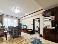 Orient International Hotel - parking