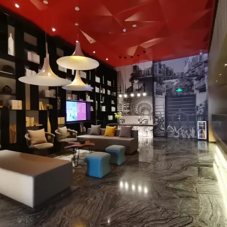Paco Hotel (Guangzhou Beijing Road Metro Station)