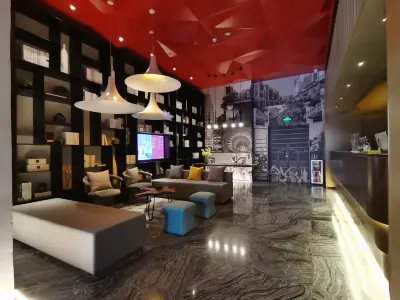 Paco Hotel (Guangzhou Beijing Road Metro Station) Hotel dekat Haizhuang Marina