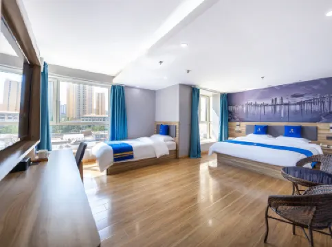 Super 8 (Xining West Chaoyang Road) Hotels in Wuyue Plaza/Xining Museum