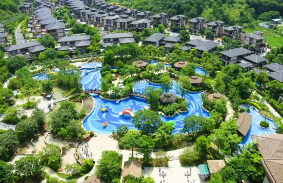 豐順鹿湖温泉假日酒店