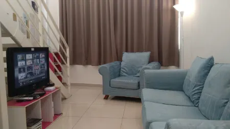 Ceo SoHo Suite - Biz or Holiday 2-5 Pax Отели рядом с достопримечательностью «Pantai Beach of Teluk Kumbar»