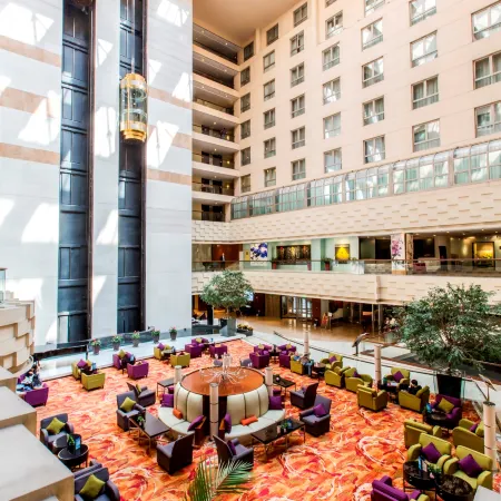 Guo Ji Yi Yuan Hotel Отели рядом с достопримечательностью «Дунчэн»