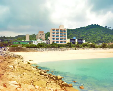 ホテルさくらのファミリア名護 名護のホテル