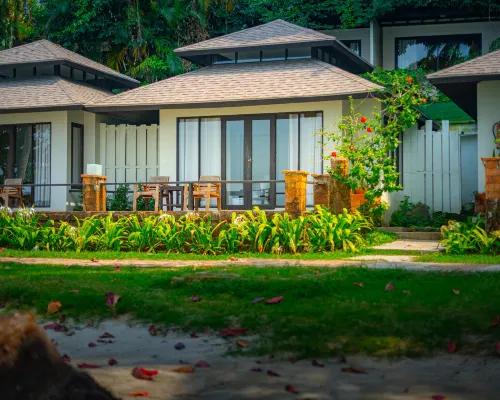 Siam Bay Resort Hotel dekat Air Terjun Kiri Phet