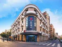 Echarm Hotel  Shanghai North Bund Tilanqiao subway station Hotels in Shanghai