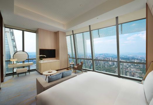 인터컨티넨탈 스카이 브릿지