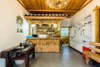 Floral Hotel·Furong Town Qichi Hotel (Great Waterfall Branch)
