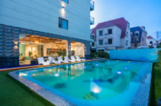 Ouxia Mediterranean Hotel (Beihai Yintan International Passenger Port Branch)