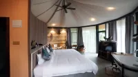 Yangxinyuan Yeshe Hotel - parking