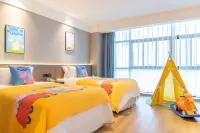 Rizhao Xingye Football Theme Hotel - شاطئ