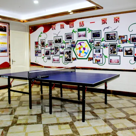 Super 8 Select Hotel (Shache Tuanjie Road)