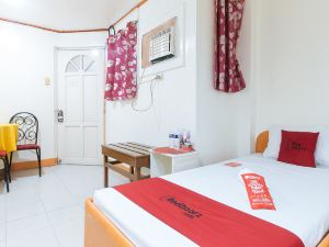 RedDoorz Hostel @ St. Paul Village LapuLapu