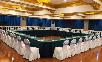 Xinshijie Hotel