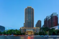 Daye Vienna International Hotel (Huangshi Daye Center High-speed Railway Station) Hotels near Daye North Railway Station