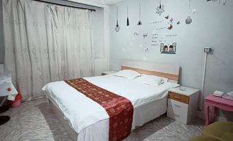 Poolside Tree Theme Homestay