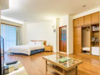 Hualien Tree Lake Hotels near Skcf