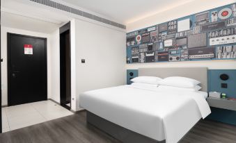 Ibis Deyang Wuzhou Plaza Hotel