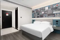 Ibis 더양 우저우 플라자 호텔 더양 화이브라더스 스타 극장 주변 호텔