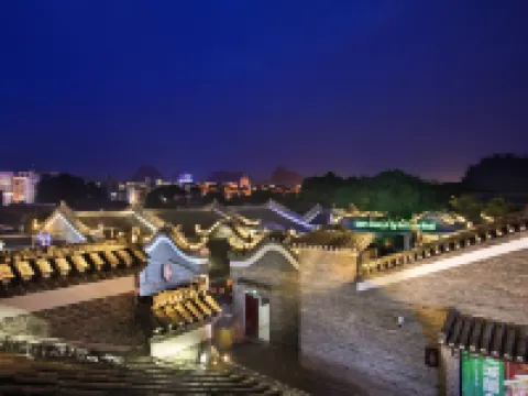 Qing San She Art Inn Hotels in Guilin