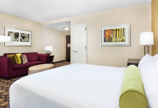 Fairfield Inn