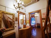 Sarnıç Butik Otel Hotels near Kadikoy