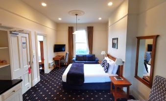 Highland House Boutique Hotel