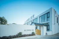 Shanghai Xinju Fengshe B&B