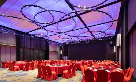 Huarui International Hotel - Housity