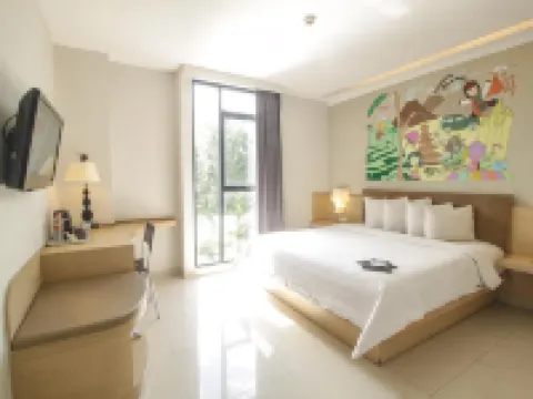 Regantris Surabaya Hotels in Tegalsari