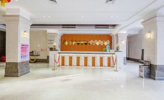 Shishi Laiya Fortune Hotel (Quanzhou South Railway Station)