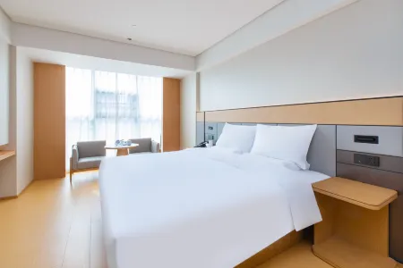 JI Hotel (Jiujiang Yongxiu Sports and Art Center)