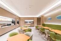 JI Hotel (Xiangyang Hanjiang Road) - balcony