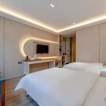 Four Mountain Hotel Mount Siguniang