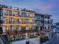 Anji Yunyin Lake Resort Villa Hotels near Sky Land