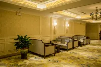 Xincai Oriental Dynasty Hot Spring Hotel