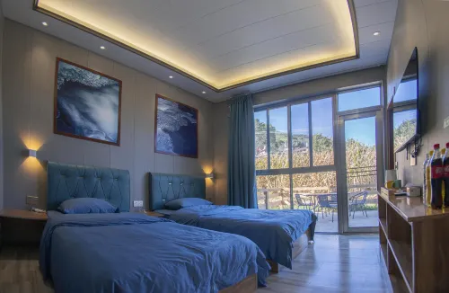 Mountain and cloud boutique inn（Jiaju Village）