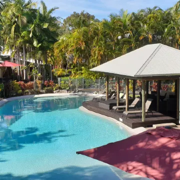 South Pacific Resort & Spa Noosa Отели рядом с достопримечательностью «Торгово-развлекательный центр Noosa Junction»