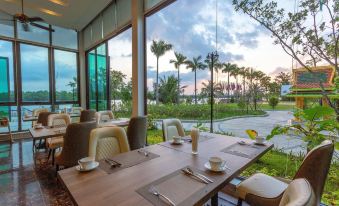 Castle Bayview Resort & Spa