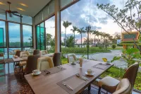 Castle Bayview Resort & Spa Hotels in Kampot