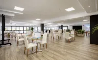 Hotel Chamartin the One