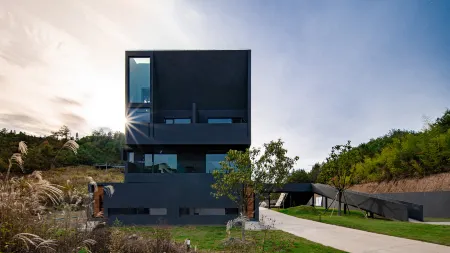 Niguan Vacation Apartment (Southern Anhui Sichuan-Tibet Route)