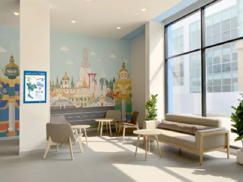 Hop Inn Bangkok Krung Thonburi Station Các khách sạn gần The Enrich Sathorn