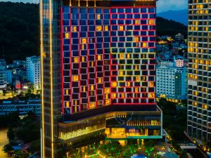 Muong Thanh Luxury Ha Long Centre Hotel